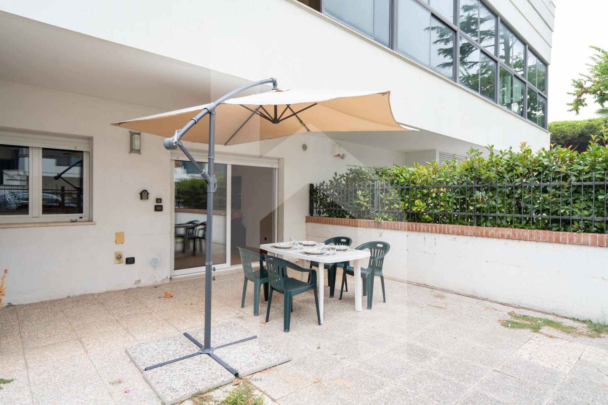 Homiday - Residence Prestige Pineto Bagian luar foto