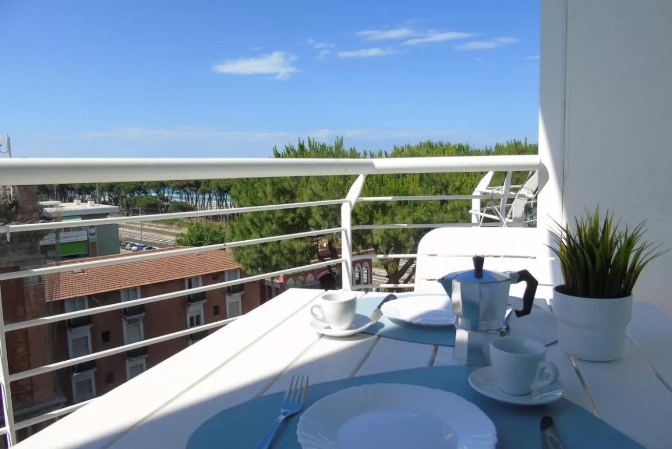 Homiday - Residence Prestige Pineto Bagian luar foto